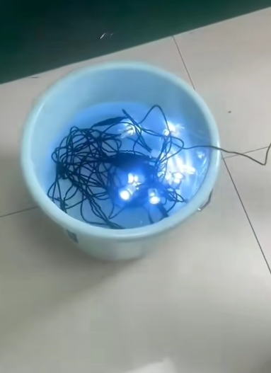 Tekipirnid läbivad veekindluse testimise vette sukeldatuna